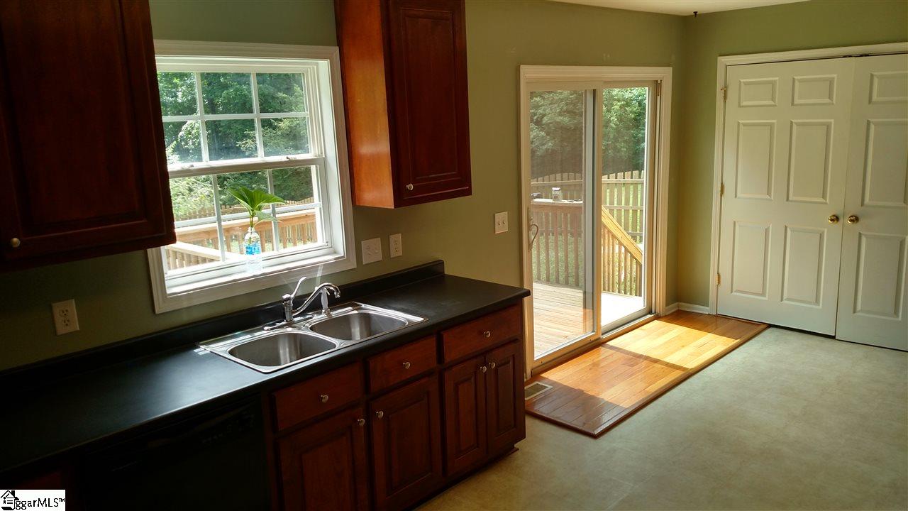 126 State Rd S-23-886 Fountain Inn, SC 29644 - Photo 4 of 17 Gallery Image 4