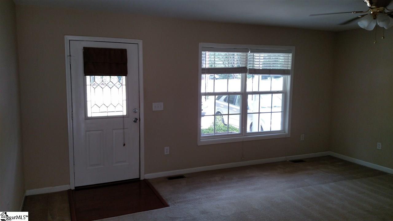 126 State Rd S-23-886 Fountain Inn, SC 29644 - Photo 6 of 17 Gallery Image 6