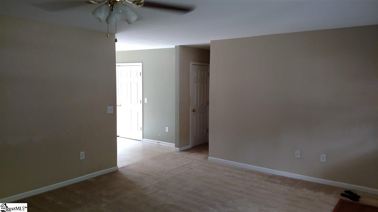 126 State Rd S-23-886 Fountain Inn, SC 29644 - Photo 7 of 17 Gallery Image 7