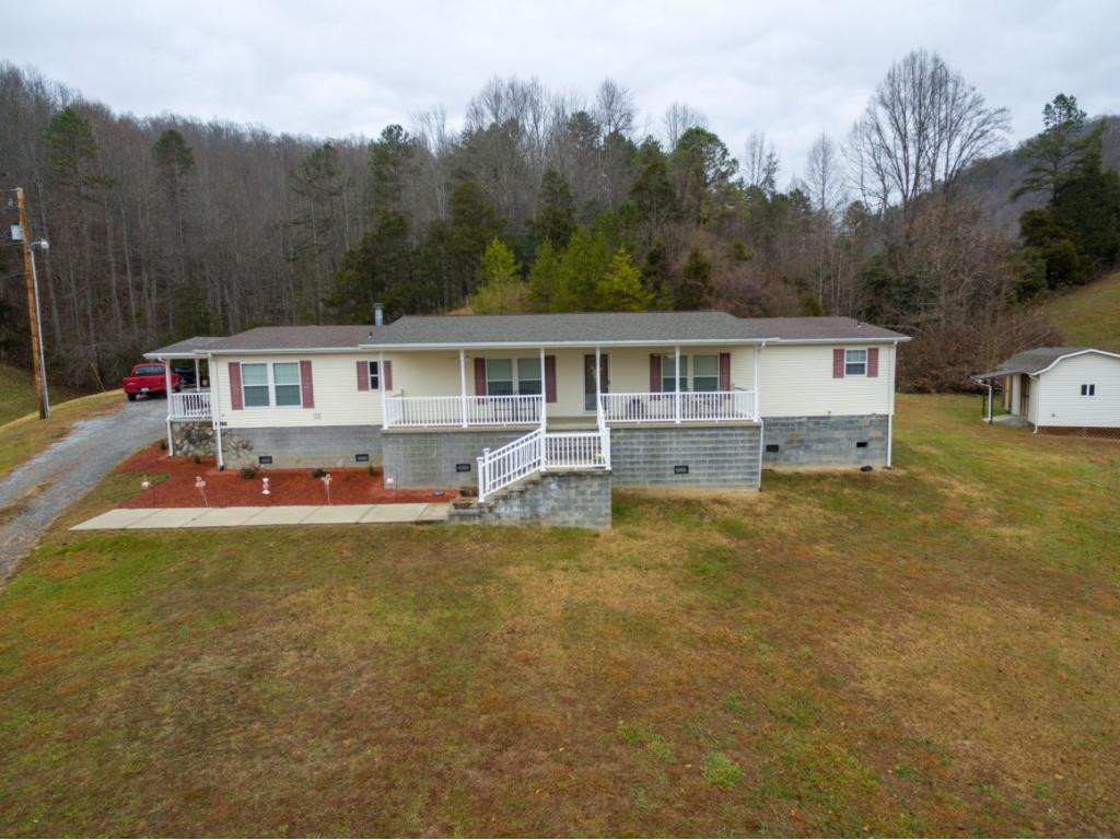 9160 Hunters Valley W Road Duffield, VA 24244 - Photo 2 of 26 Photo 2
