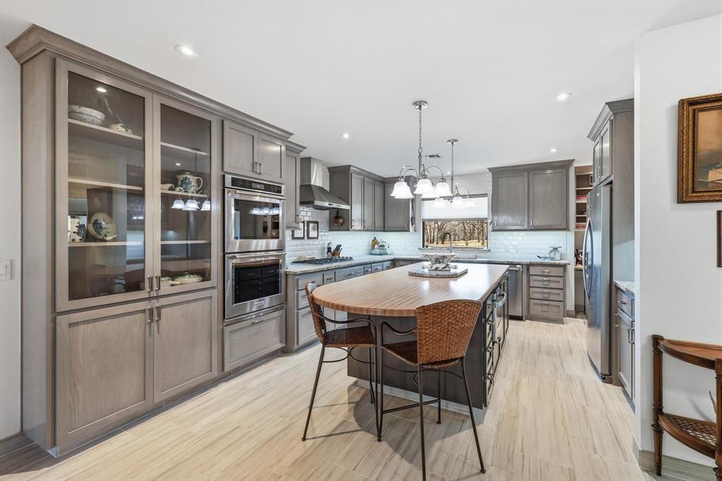 4 Buckskin Road Mineral Wells, TX 76067 - Photo 13 of 40