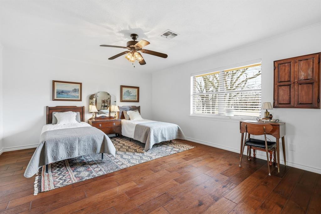 4 Buckskin Road Mineral Wells, TX 76067 - Photo 27 of 40