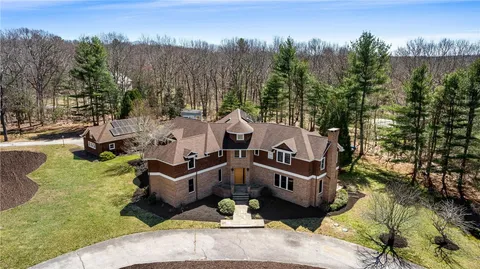 $1,799,999 | 35 River Run, East Greenwich, RI 02818