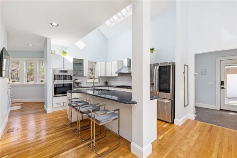 $1,799,999 | 35 River Run, East Greenwich, RI 02818