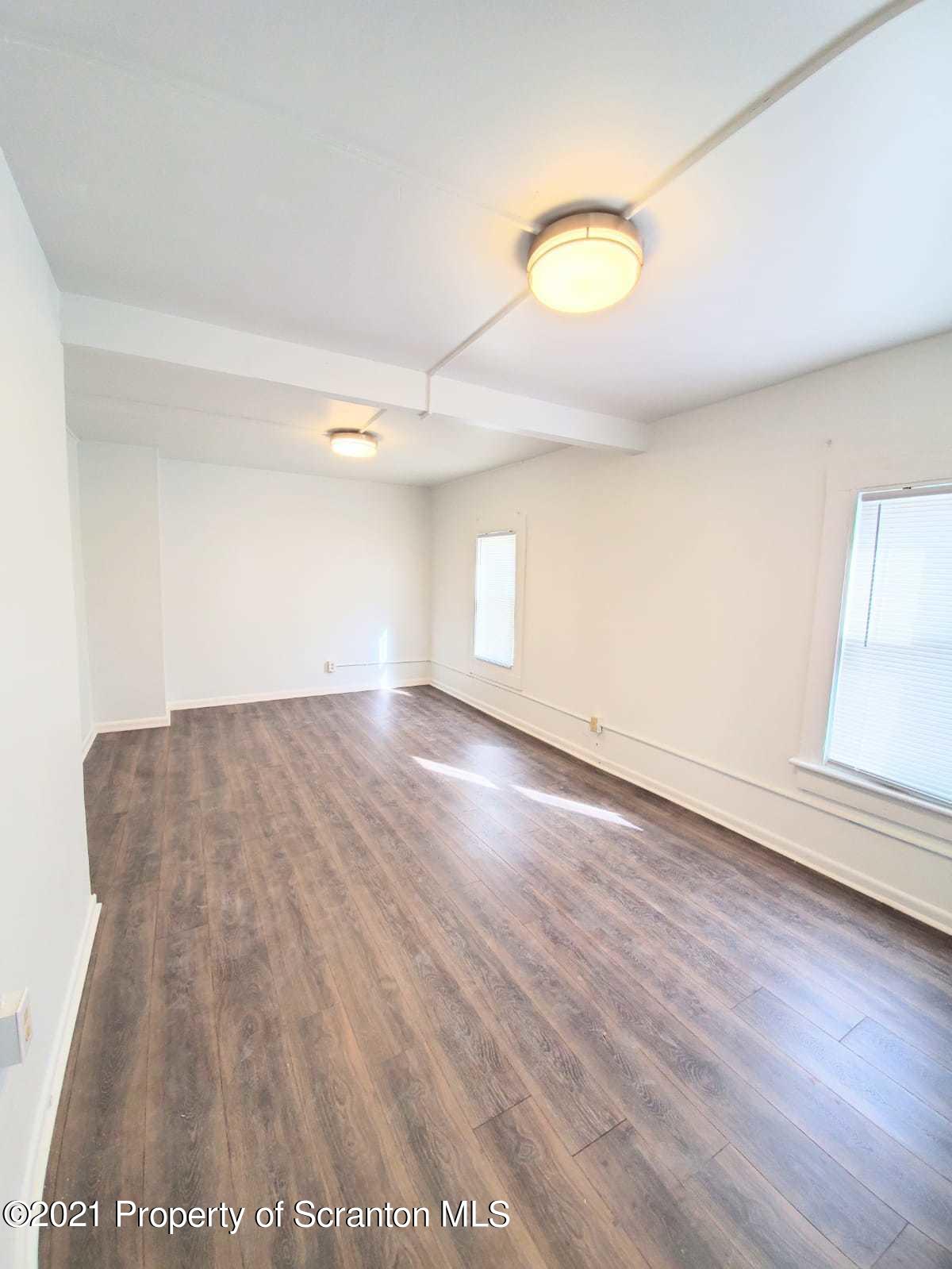 954 Ridge Avenue Scranton, PA 18510 - Photo 4 of 27 Gallery Image 4
