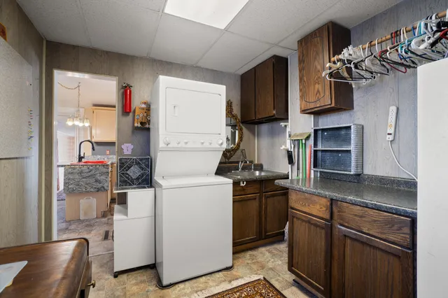 $179,000 | 1115 Cooper Street, Jackson, MI 49202