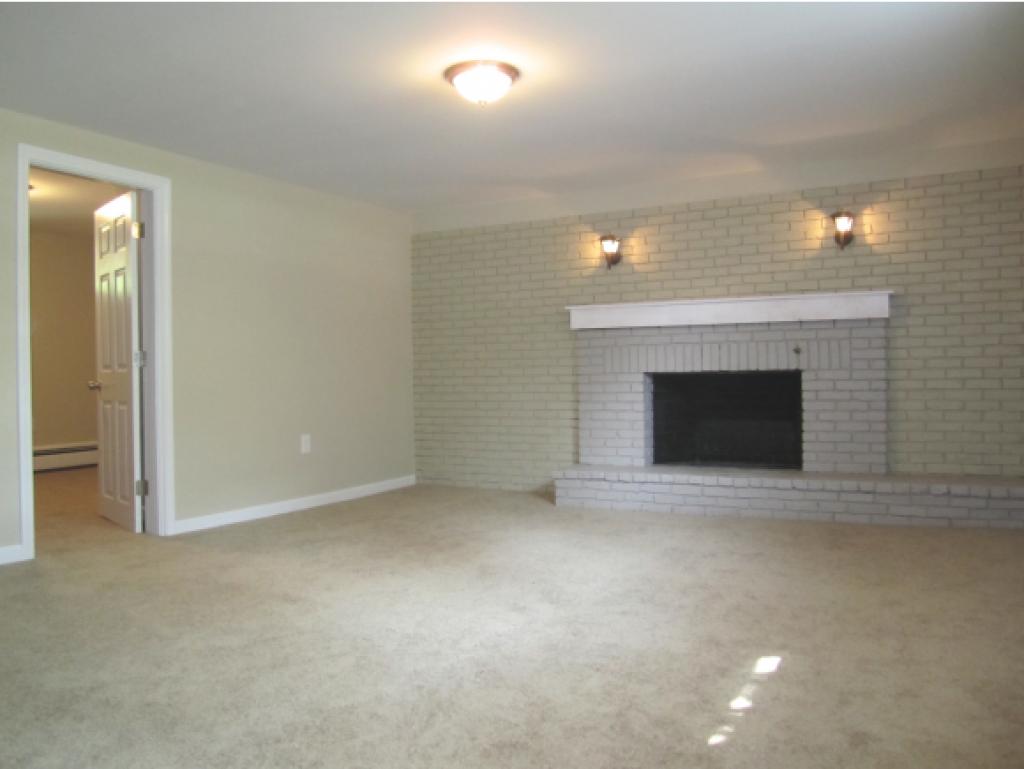 12 Folsom Road Derry, NH 03038 - Photo 13 of 31 Gallery Image 13
