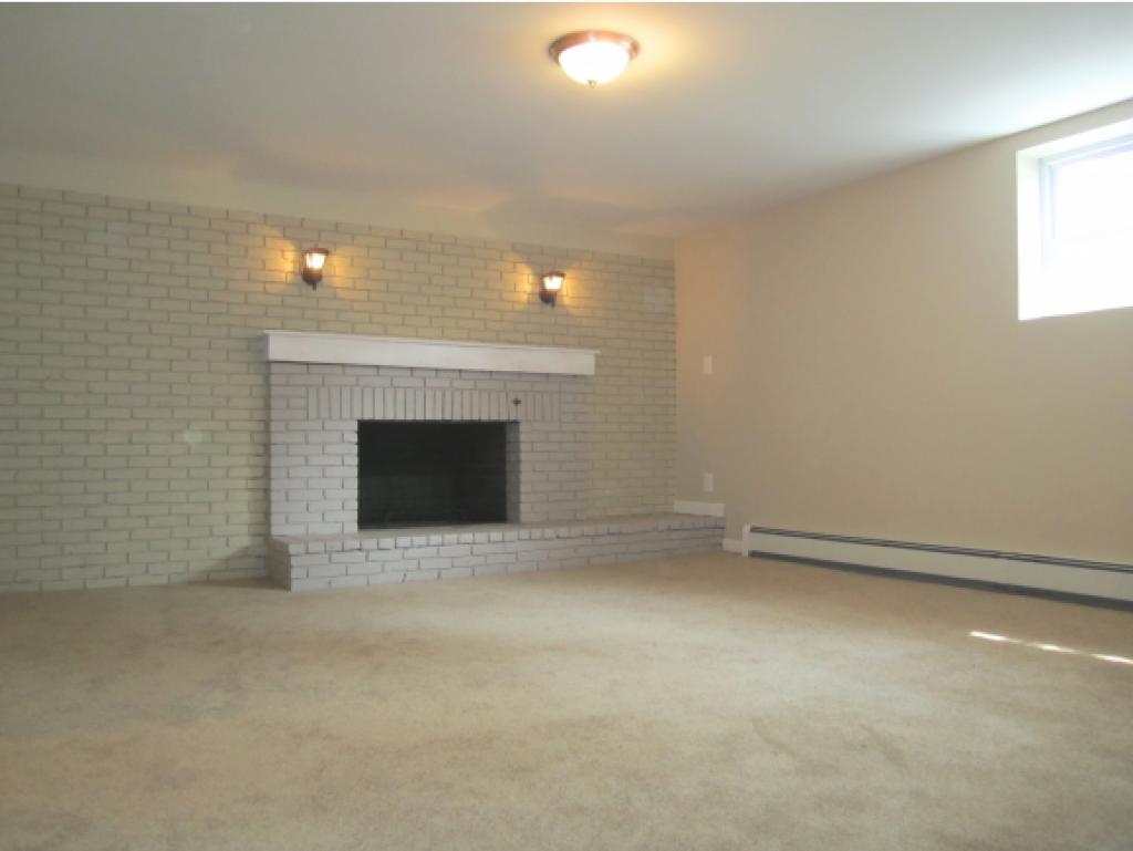 12 Folsom Road Derry, NH 03038 - Photo 14 of 31 Gallery Image 14