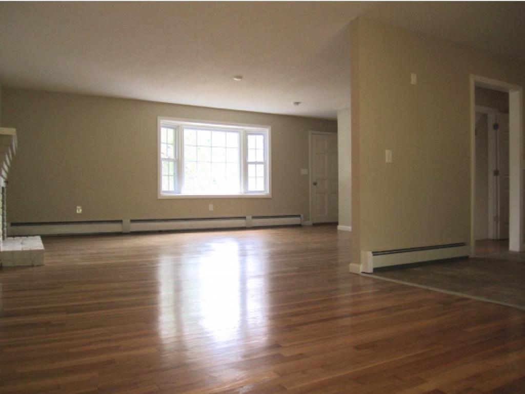12 Folsom Road Derry, NH 03038 - Photo 8 of 31 Gallery Image 8