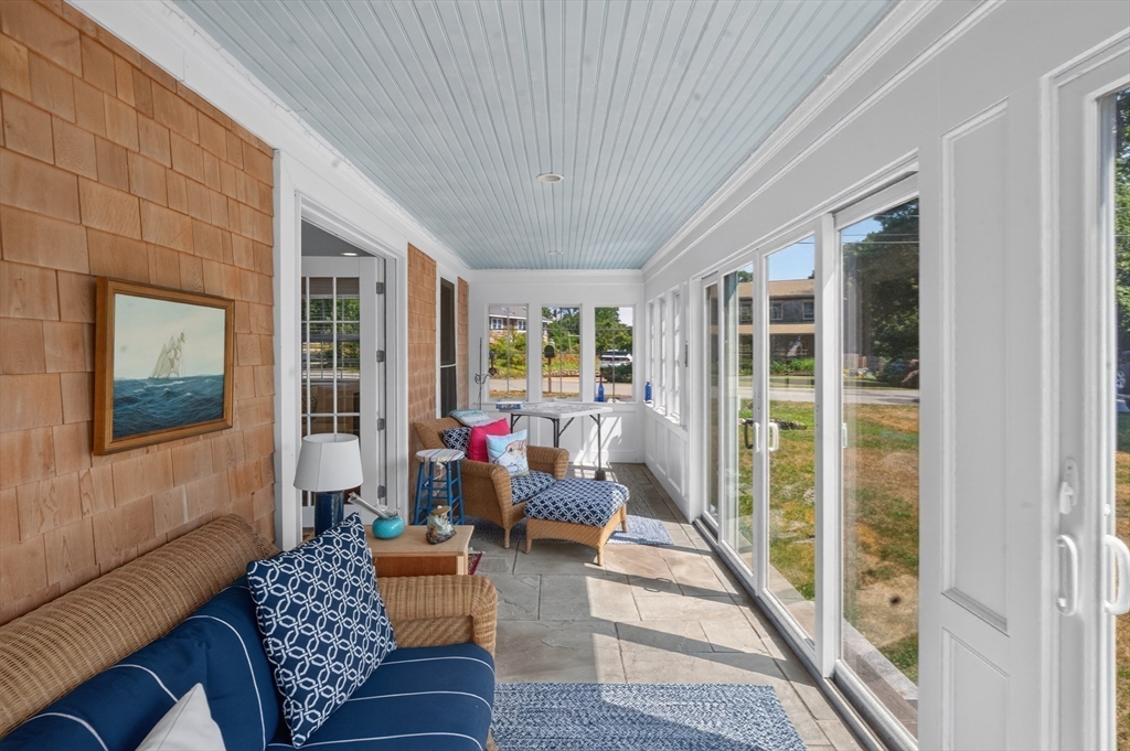 51 Davis Street Tisbury, MA 02568 - Photo 14 of 24