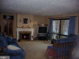 221 Old Mine Road Lebanon, PA 17042 - Photo 4 of 7 Gallery Image 4