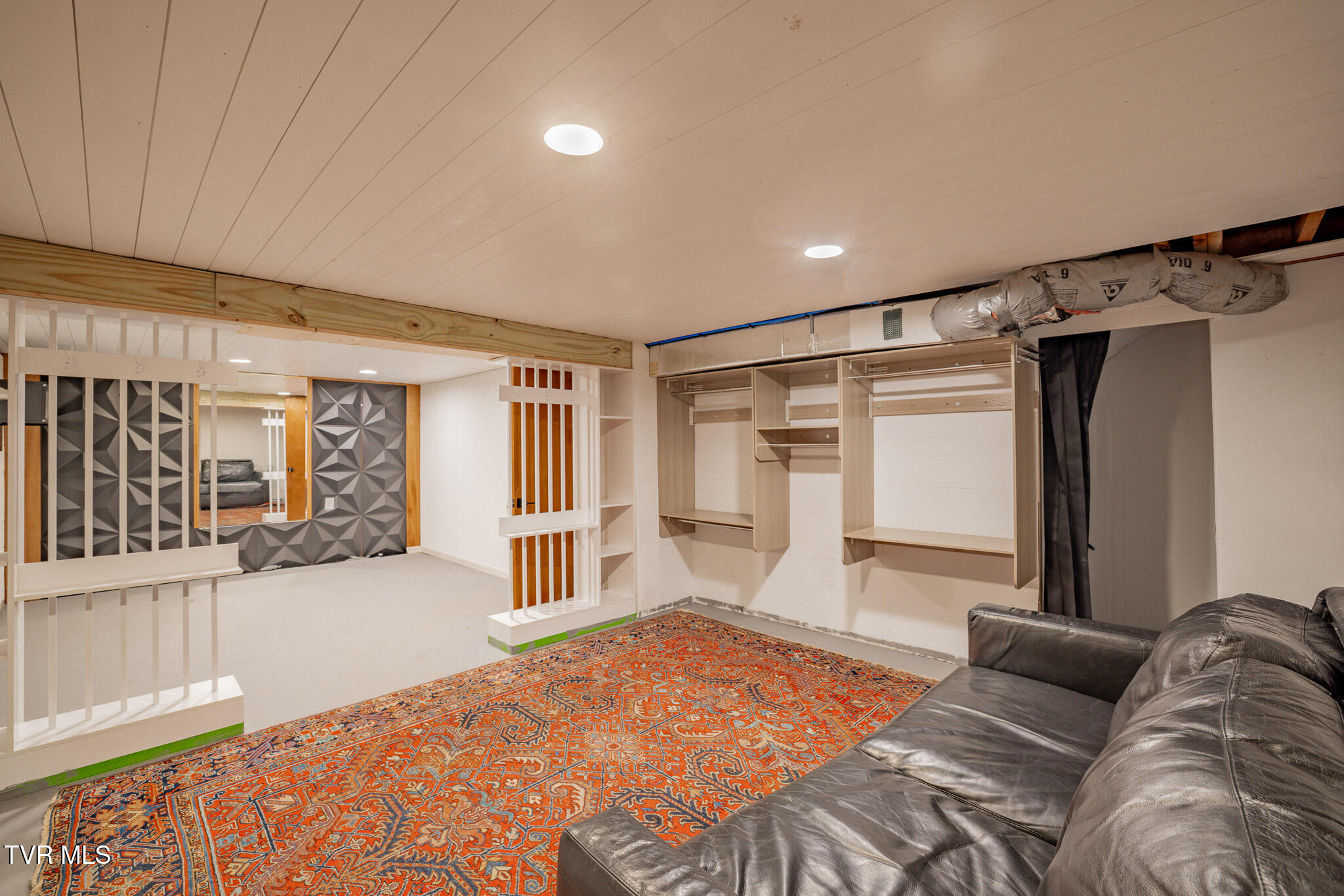 141 East Central Bristol, TN 37620 - Photo 34 of 40 1R9A8966-HDR
