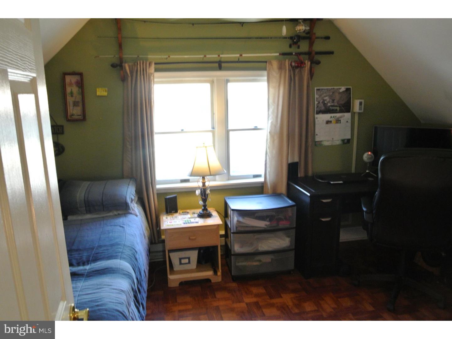 36 Canary Road Levittown, PA 19057 - Photo 17 of 23 Bedroom 4