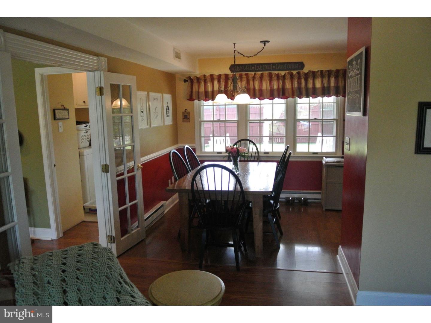 36 Canary Road Levittown, PA 19057 - Photo 4 of 23 Dining Room