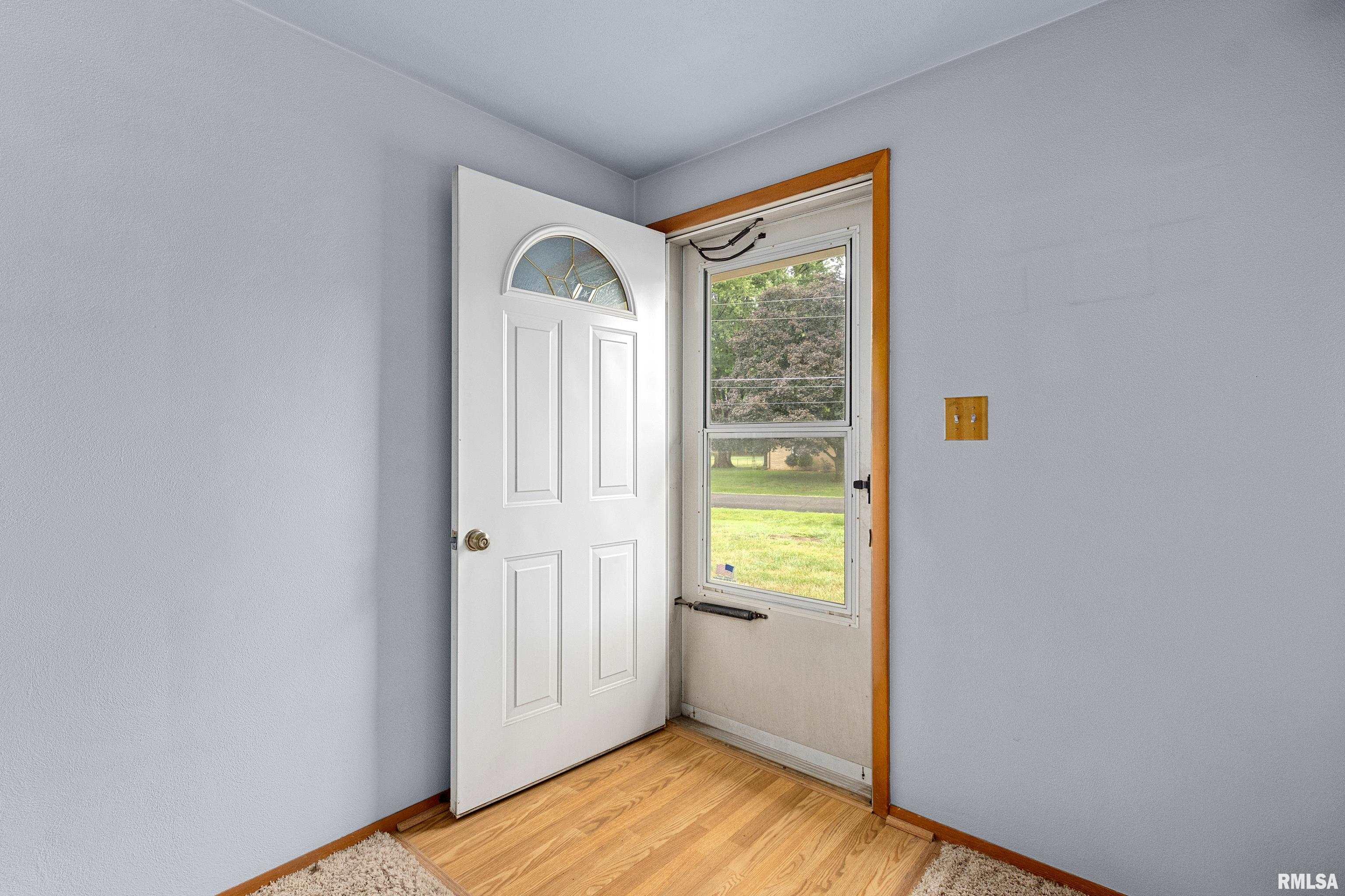 2825 Deveron Circle Pekin, IL 61554 - Photo 13 of 36