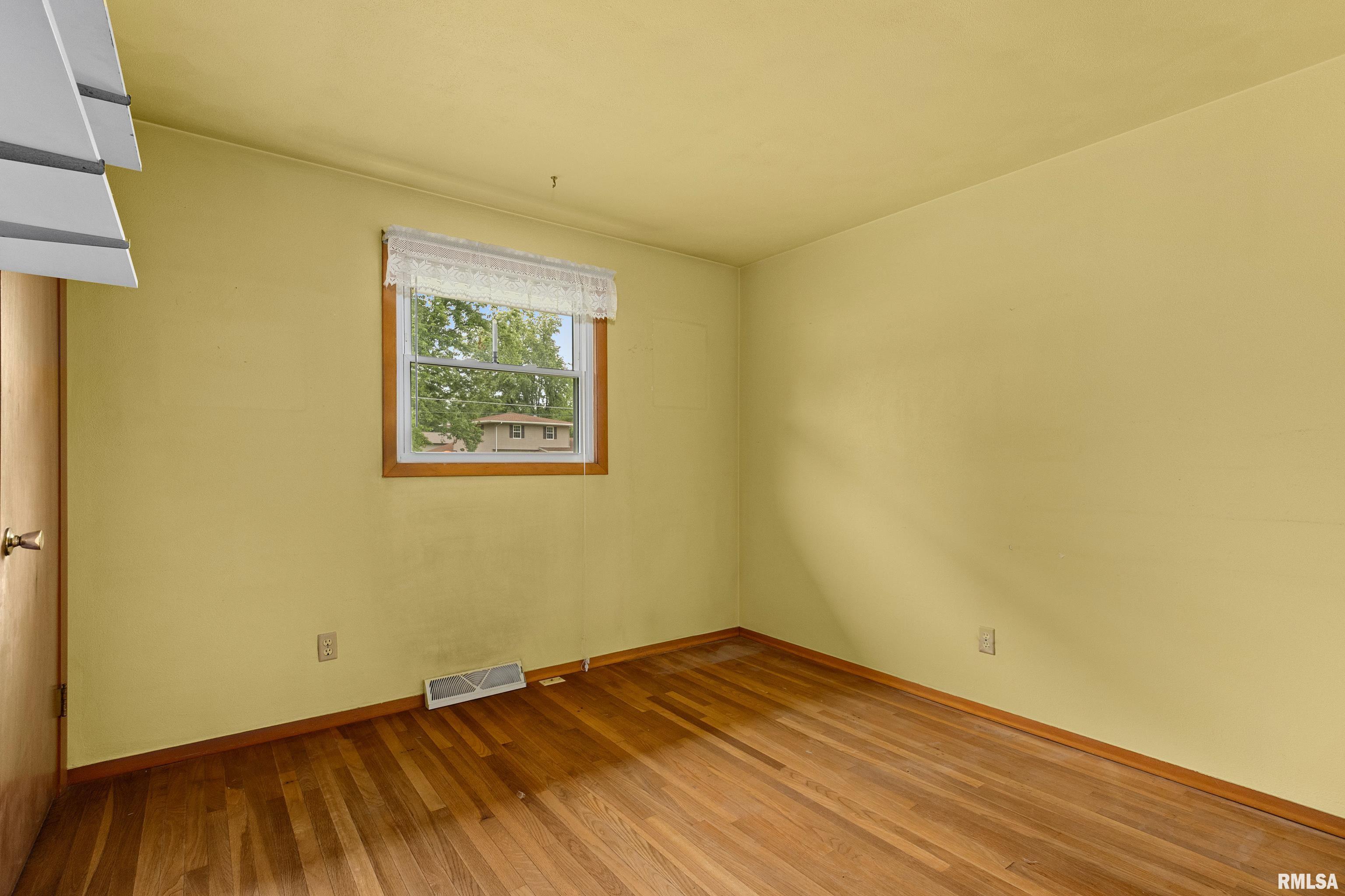 2825 Deveron Circle Pekin, IL 61554 - Photo 27 of 36