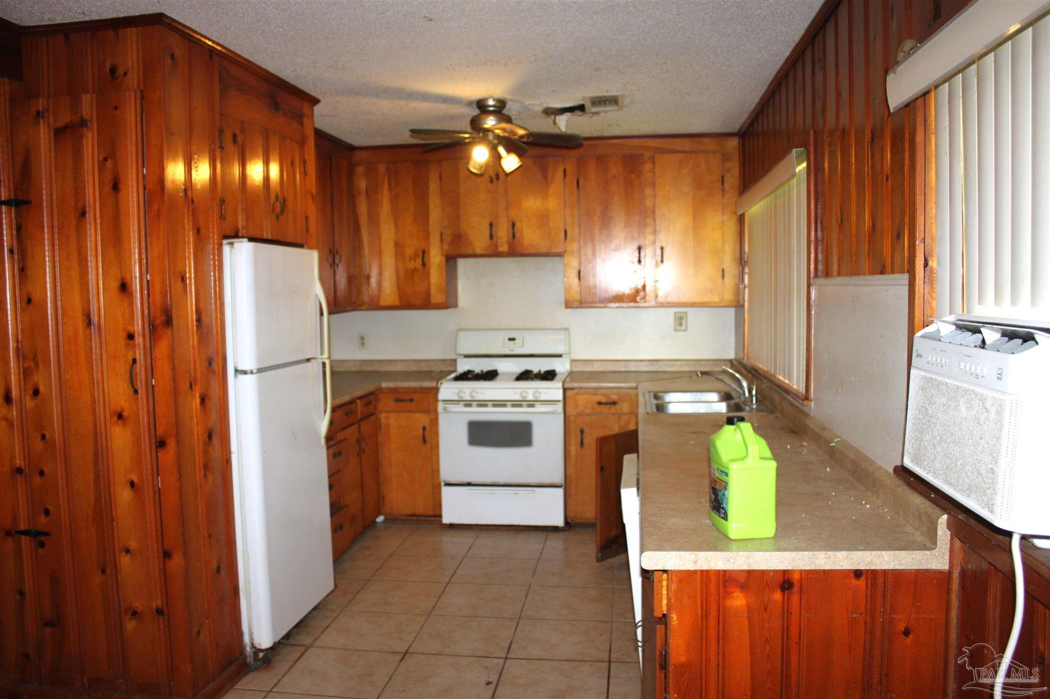 11521 Chemstrand Road Pensacola, FL 32534 - Photo 8 of 23 Gallery Image 8