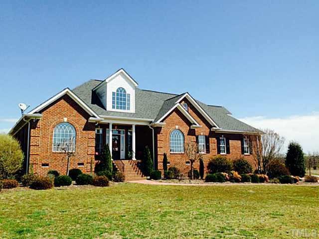 7515 Raleigh Road Benson, NC 27504 - Photo 1 of 25 Photo 1