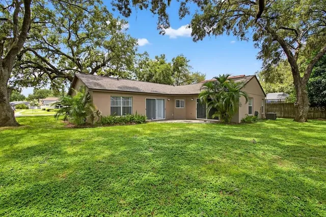 $365,000 | 1701 Staysail Drive, Valrico, FL 33594