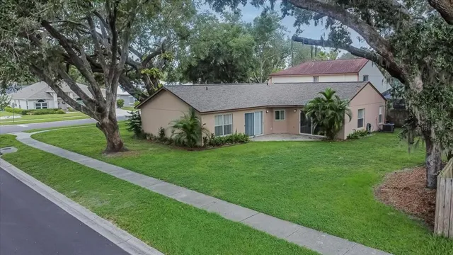 $365,000 | 1701 Staysail Drive, Valrico, FL 33594