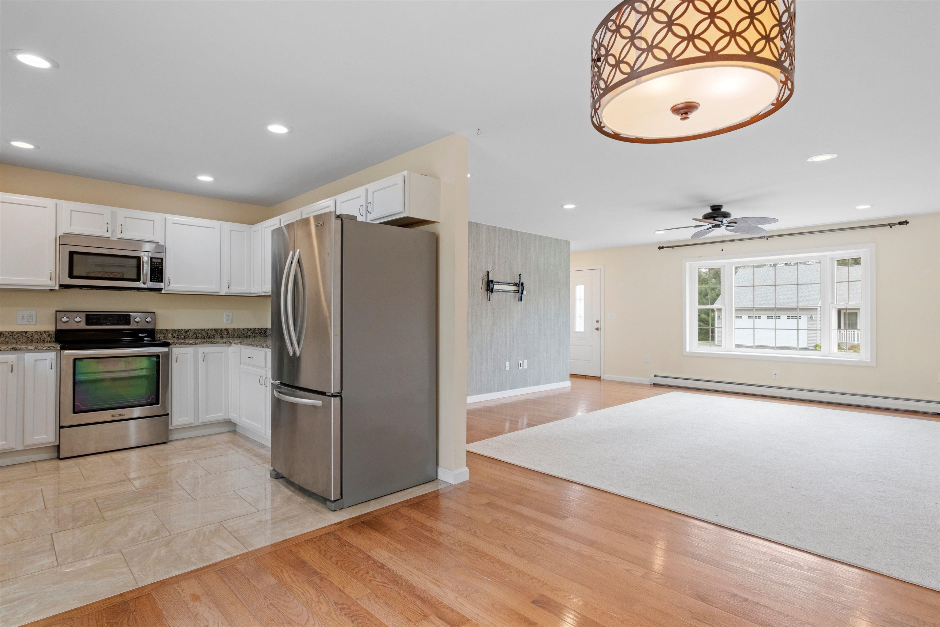 20 Linny Lane Laconia, NH 03246 - Photo 11 of 59