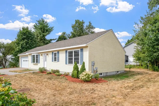 $469,900 | 20 Linny Lane, Laconia, NH 03246