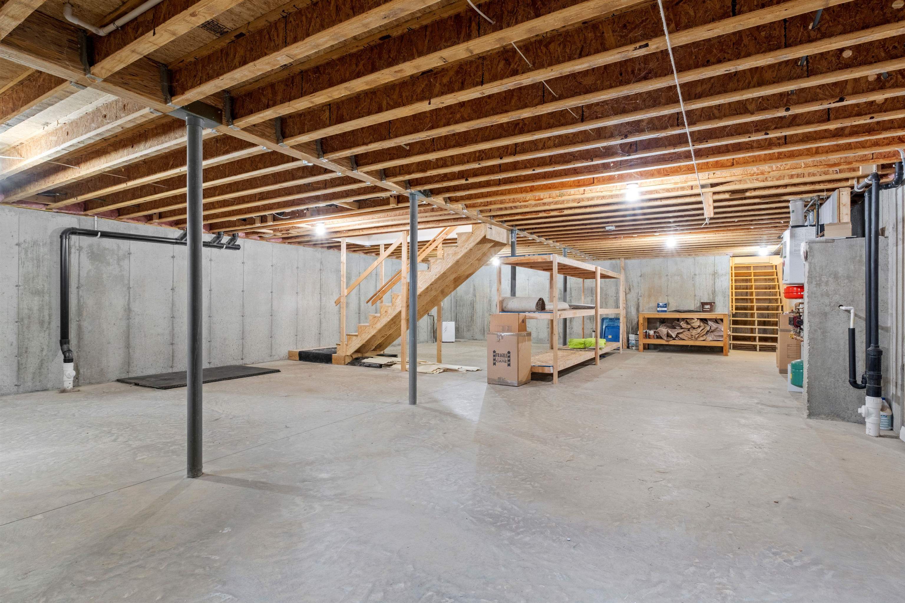 20 Linny Lane Laconia, NH 03246 - Photo 35 of 59