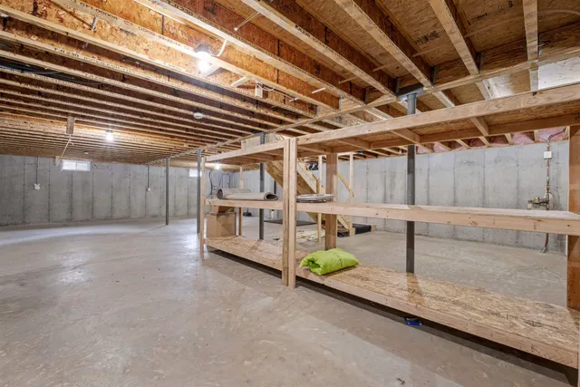 $469,900 | 20 Linny Lane, Laconia, NH 03246