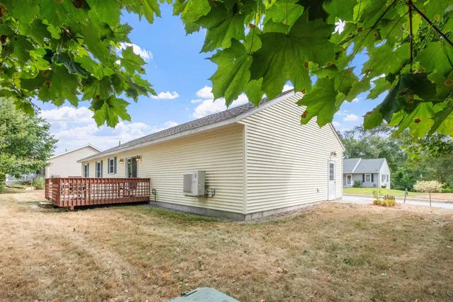 $469,900 | 20 Linny Lane, Laconia, NH 03246