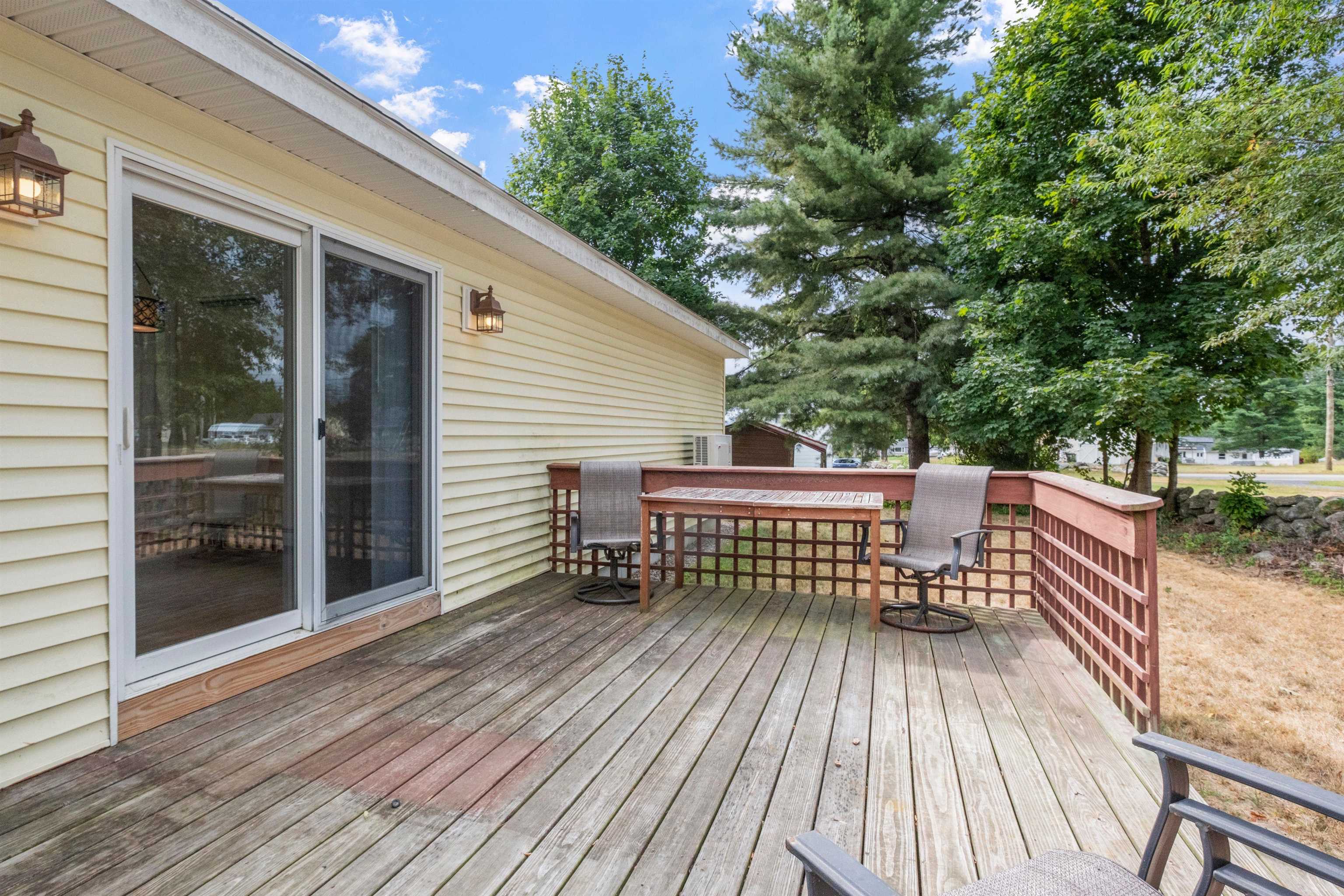 20 Linny Lane Laconia, NH 03246 - Photo 8 of 59