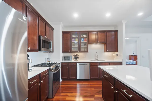 $427,900 | 100 Prairie Park Drive, Unit 207, Wheeling, IL 60090