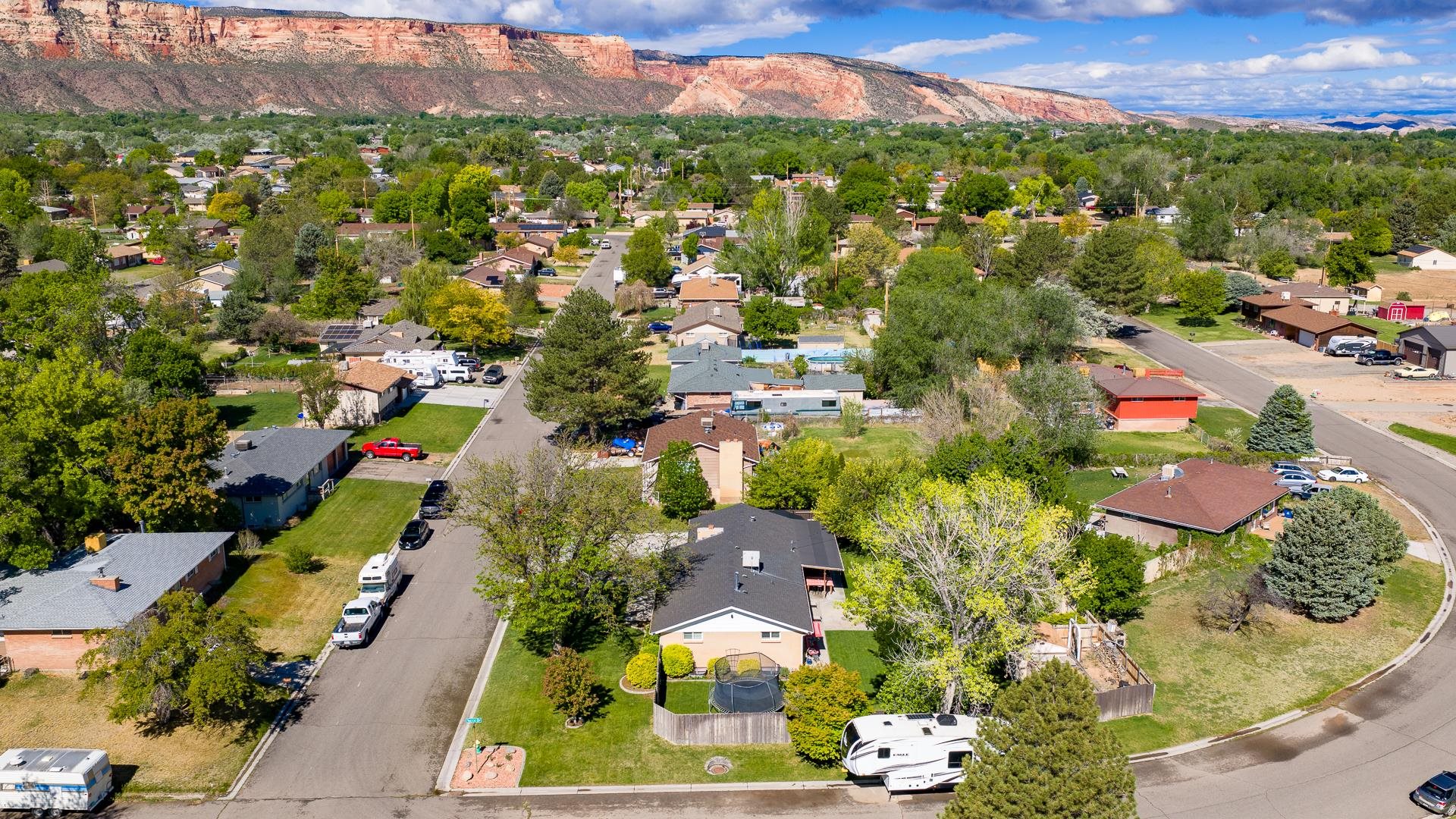 2118 Saguaro Road Grand Junction, CO 81507 - Photo 37 of 42 an aerial view of residential houses with outdoor space