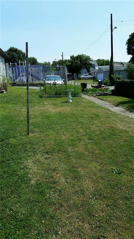 417 Pennsylvania Avenue Rochester, PA 15074 - Photo 13 of 15 Back Yard