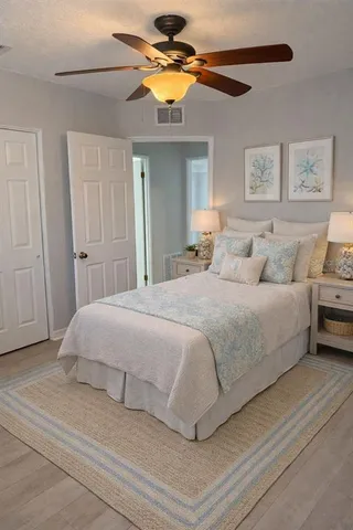 $429,000 | 5721 10th Avenue North, St. Petersburg, FL 33710