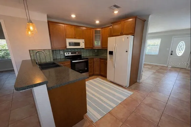 $429,000 | 5721 10th Avenue North, St. Petersburg, FL 33710