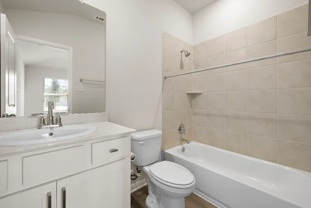 $2,200 | 283 Honey Onyx Trail, Kyle, TX 78640