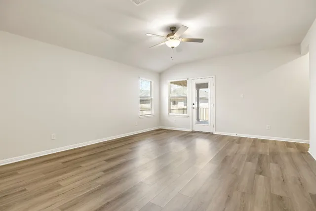 $2,200 | 283 Honey Onyx Trail, Kyle, TX 78640