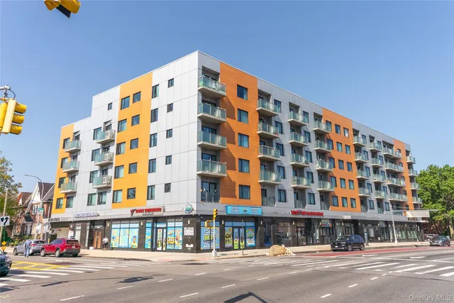 $564,000 | 62-98 Woodhaven Boulevard, Unit 4M | Middle Village