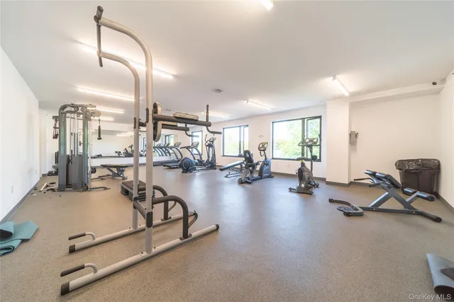 $564,000 | 62-98 Woodhaven Boulevard, Unit 4M | Middle Village