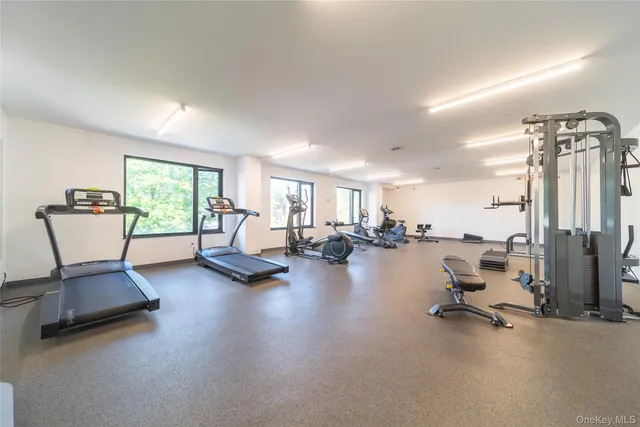 $564,000 | 62-98 Woodhaven Boulevard, Unit 4M | Middle Village