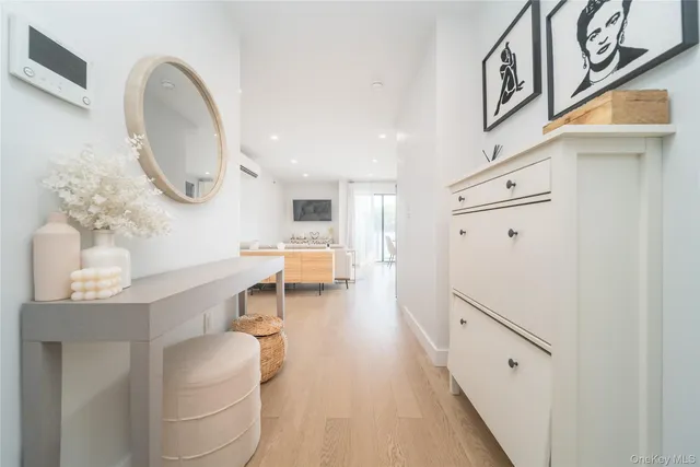 $564,000 | 62-98 Woodhaven Boulevard, Unit 4M | Middle Village