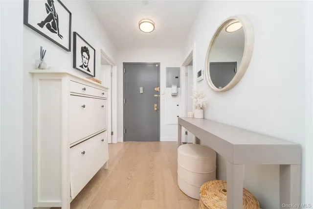 $564,000 | 62-98 Woodhaven Boulevard, Unit 4M | Middle Village