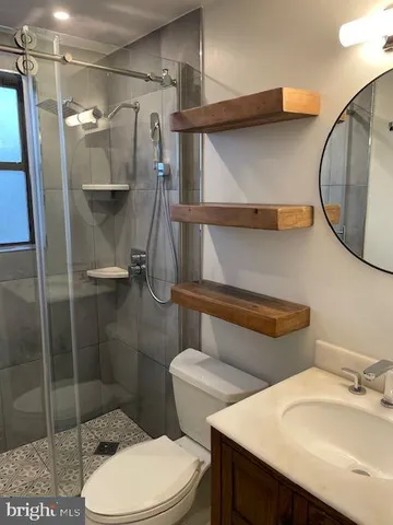 $1,550 | 210 Oakwood Street Southeast, Unit 308, Washington, DC 20032