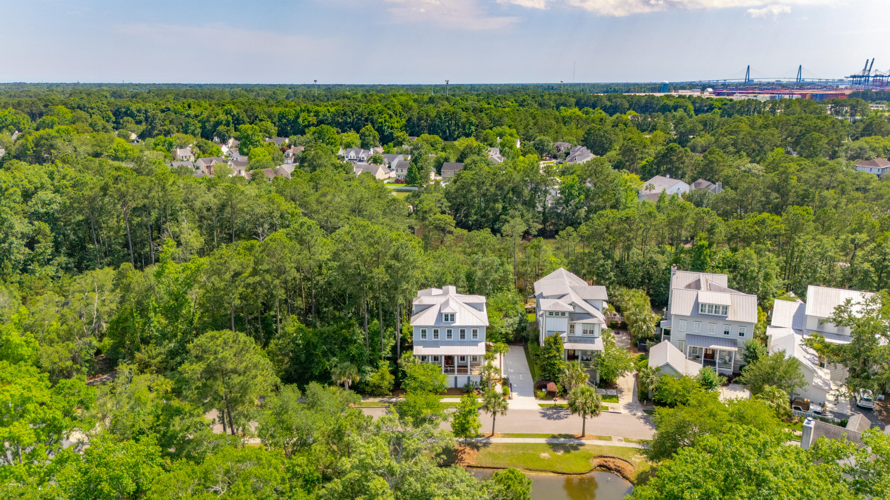 348 Bridgetown Pass Mount Pleasant, SC 29464 - Photo 11 of 14 348BridgetownPass-KeenEyeMarketing-089