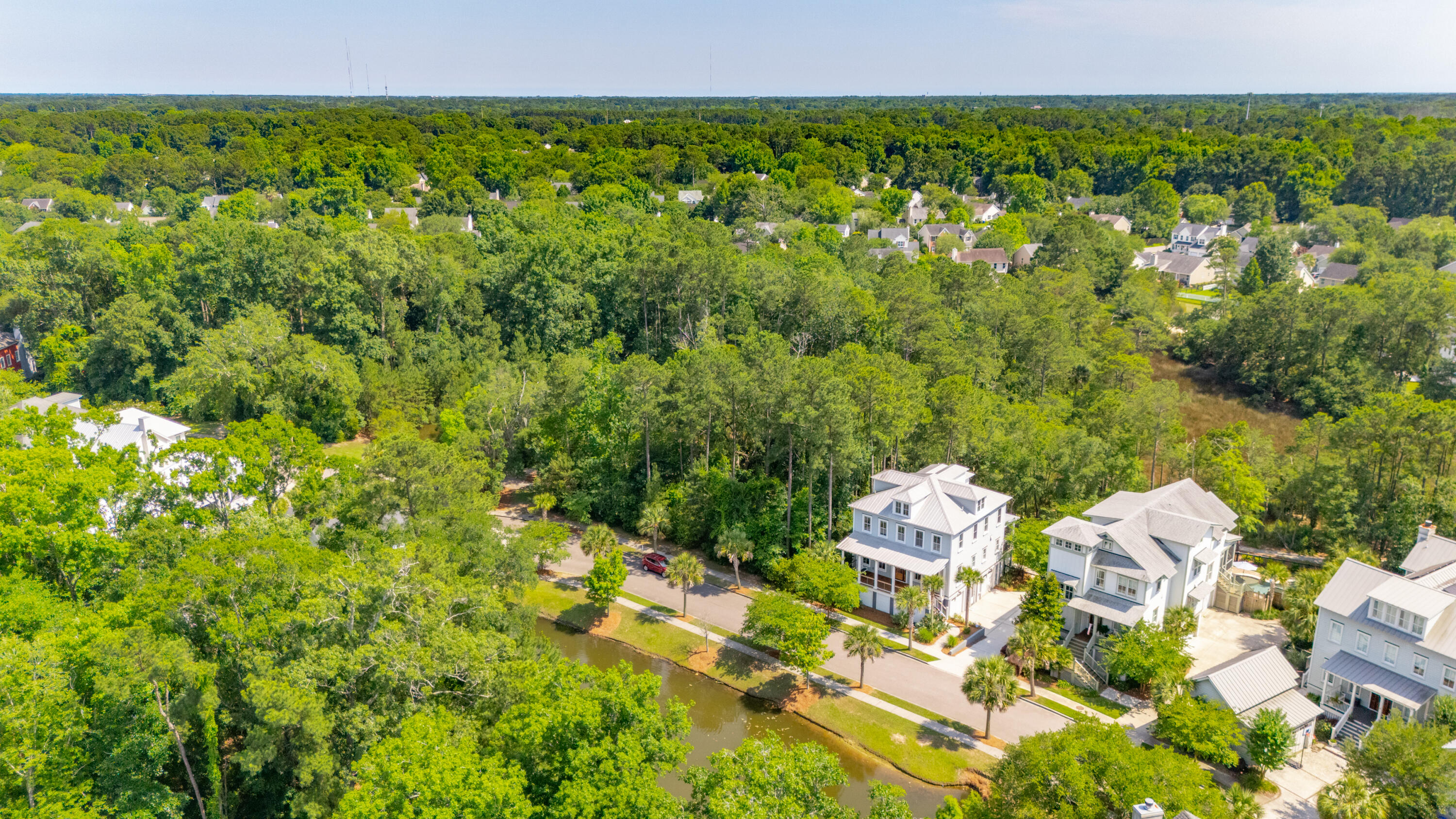 348 Bridgetown Pass Mount Pleasant, SC 29464 - Photo 12 of 14 348BridgetownPass-KeenEyeMarketing-091