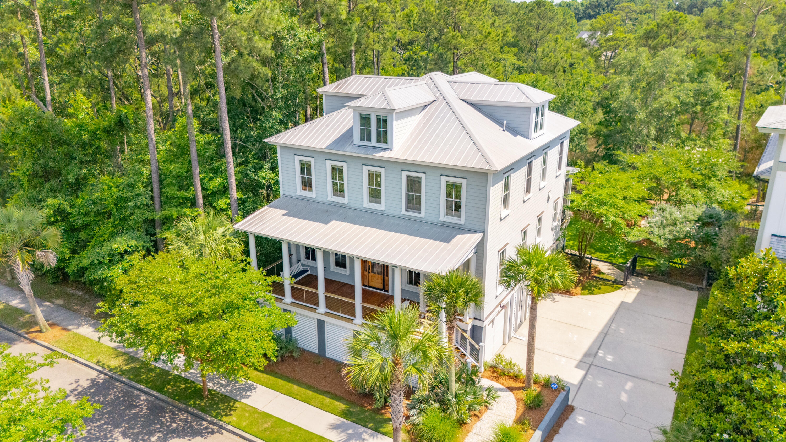 348 Bridgetown Pass Mount Pleasant, SC 29464 - Photo 8 of 14 348BridgetownPass-KeenEyeMarketing-085