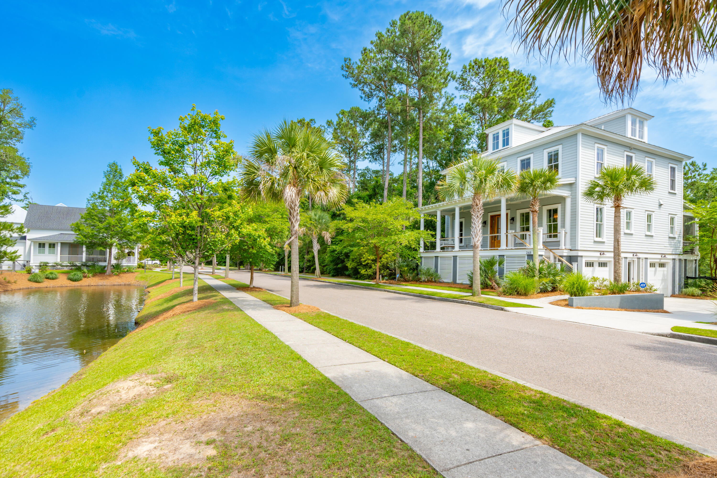 348 Bridgetown Pass Mount Pleasant, SC 29464 - Photo 9 of 14 348BridgetownPass-KeenEyeMarketing-003