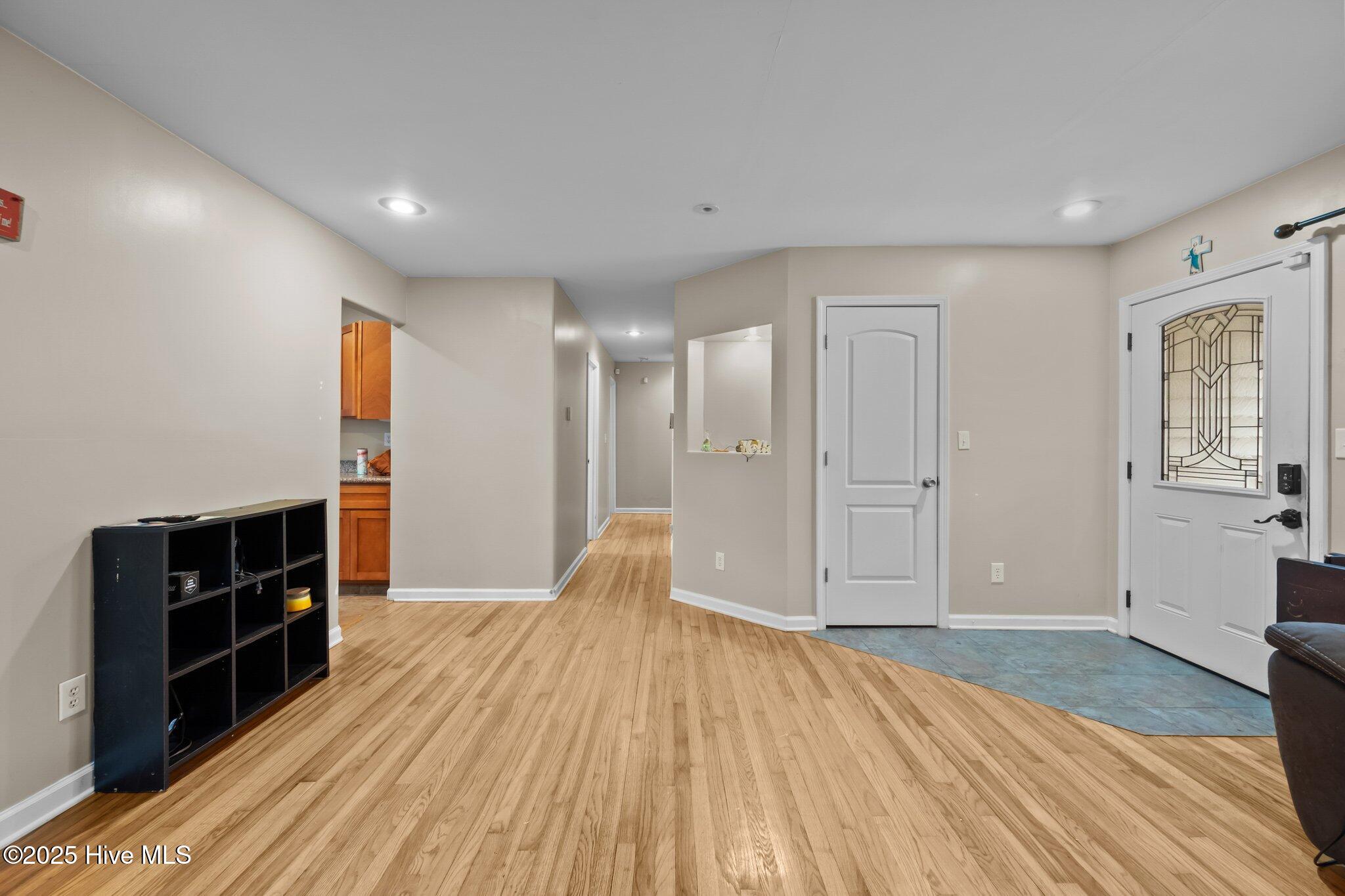 100 Pineview Road Jacksonville, NC 28546 - Photo 7 of 48 7-web-or-mls-_Z727994