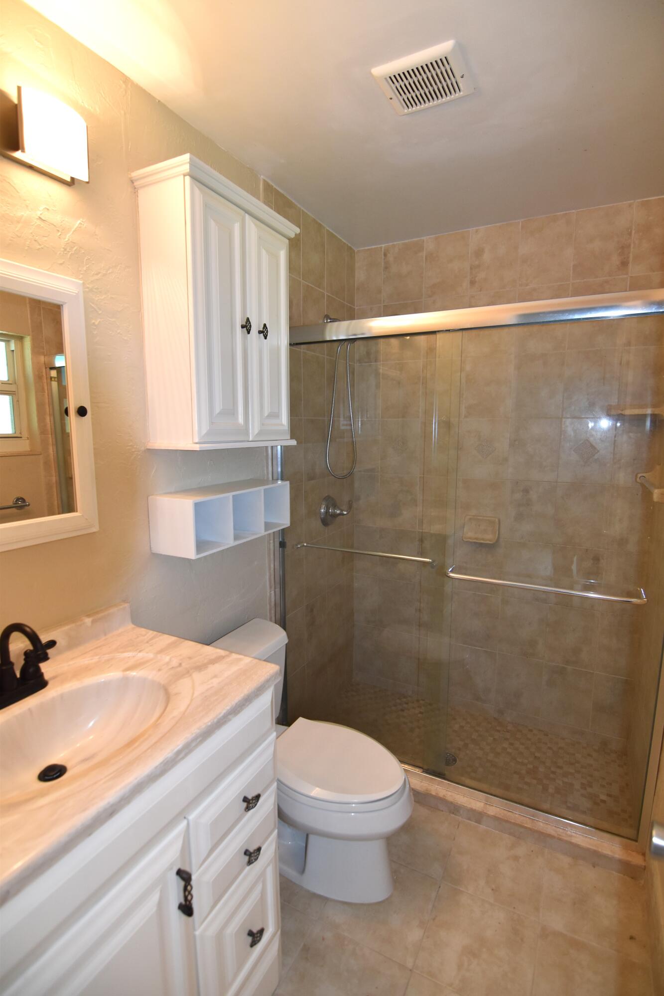 19287 Liberty Road Boca Raton, FL 33434 - Photo 17 of 20 PRIMARY BATHROOM