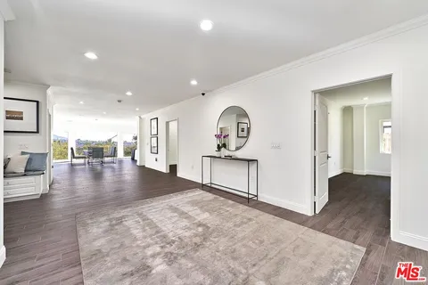 $3,350,000 | 4544 Daleridge Road, La Canada Flintridge, CA 91011